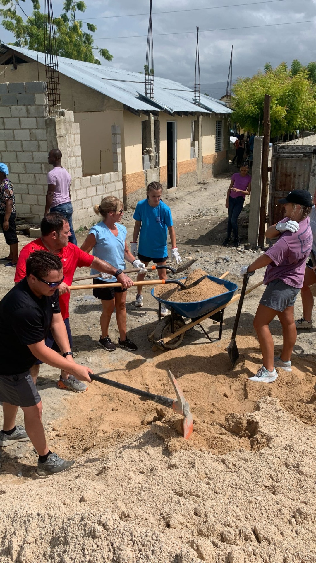 Wednesday's Mission: Serving the Batey 2 Community
