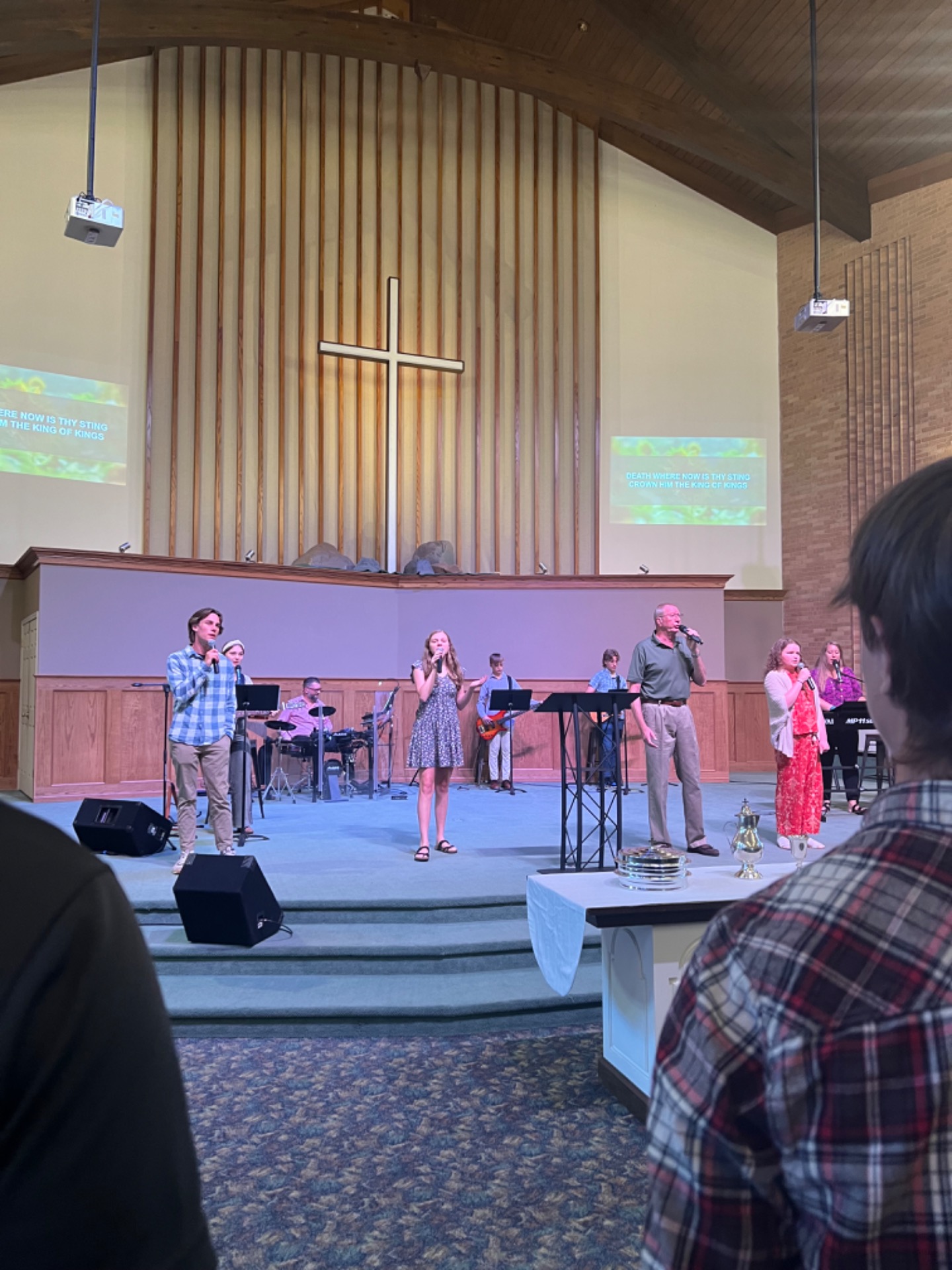 Leading Worship at Thorn Creek