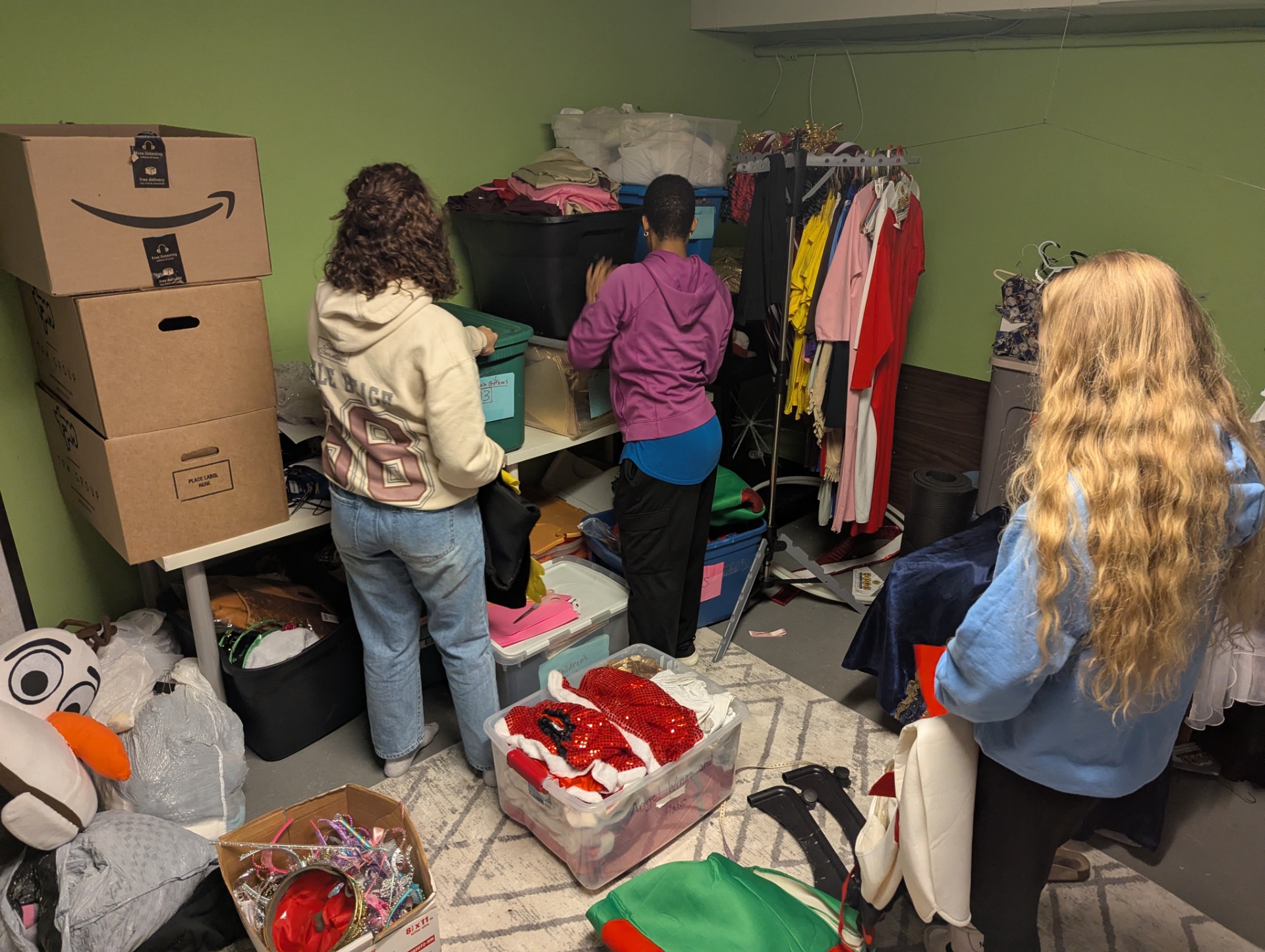 Sorting More Costumes