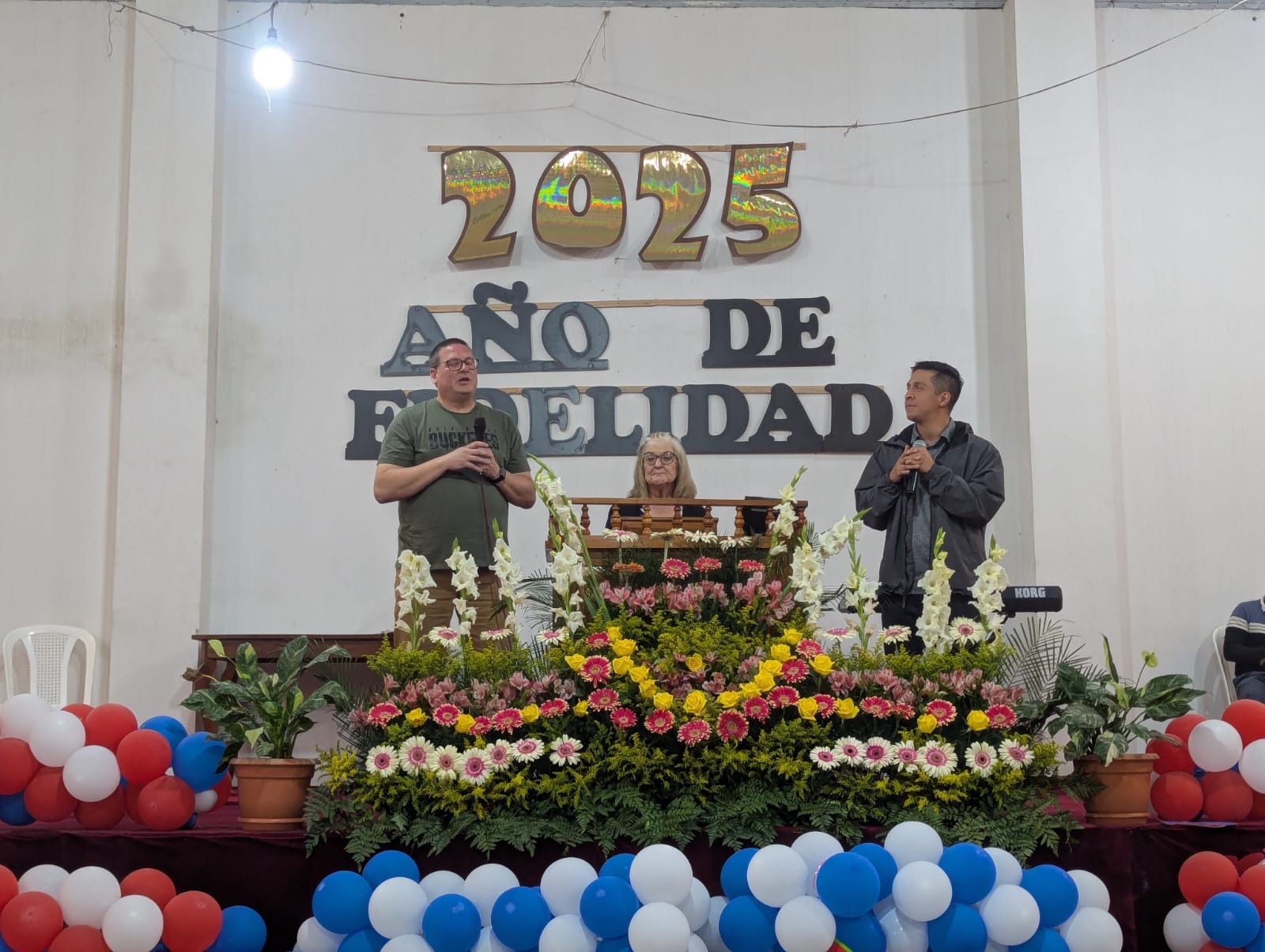 Final church service in Guatemala 