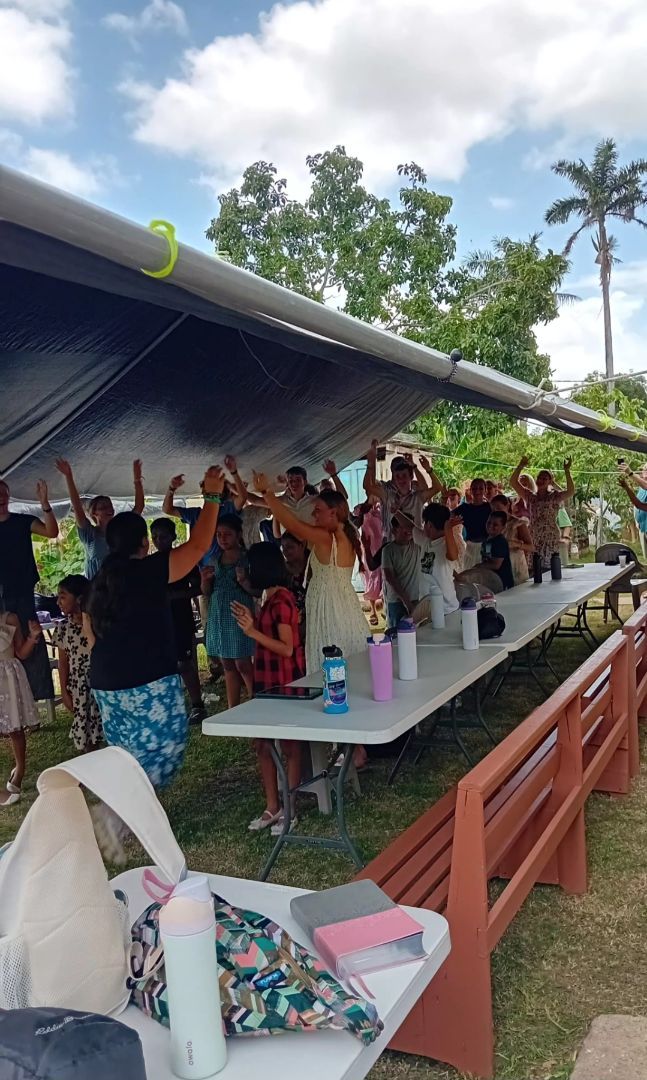 Praising with the Kids