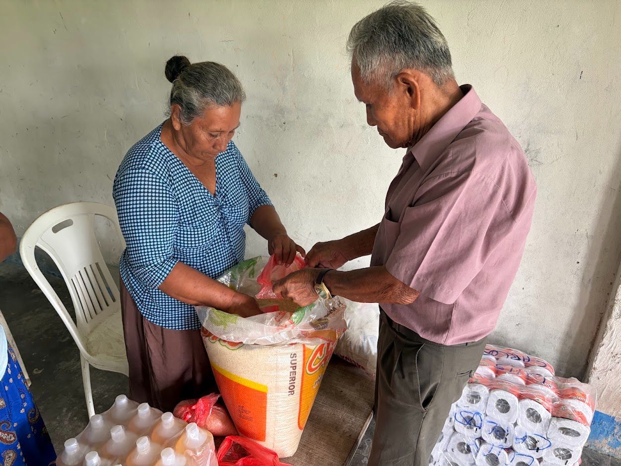 Preparing the food bags