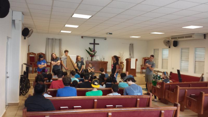 Bible School at Centro MET